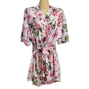 Show‎ Me Your Mumu Brie Robe Women's Size One Size Floral Print